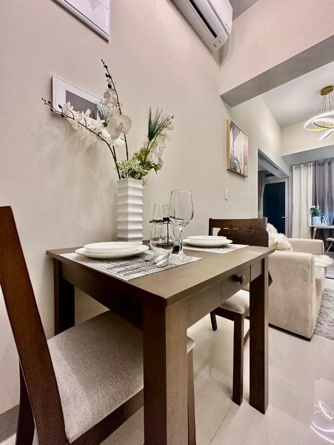 Bgc, Uptown Parksuites Tower 2 Taguig Ngoại thất bức ảnh